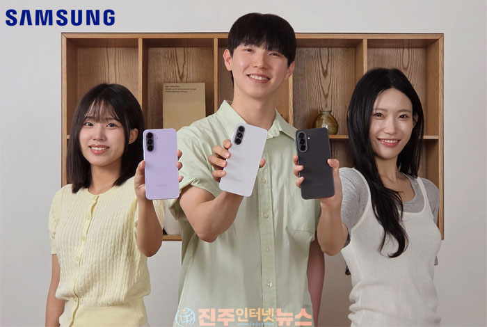 삼성전자, AI 품은 중급기 ‘갤럭시 A37 5G’ 출격…가성비 혁신인가, 프리미엄 전략의 그림자인가