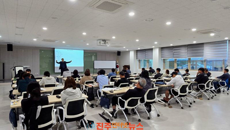 진주시 현장중심 농업정책 농가소득·수출 증대 성과