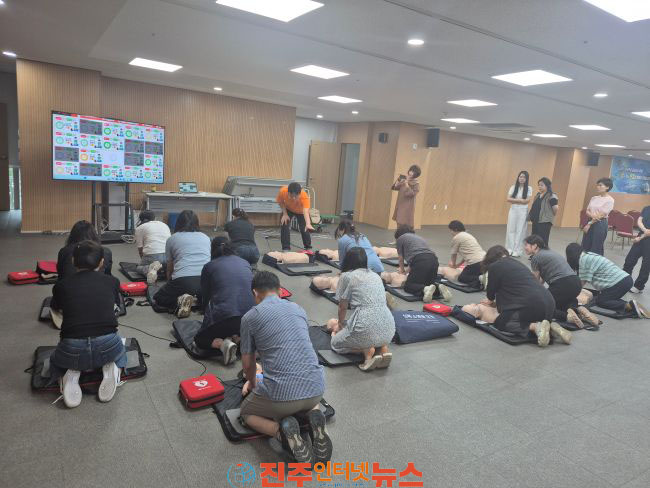 사천시 어린이이용시설 종사자 안전교육 실시