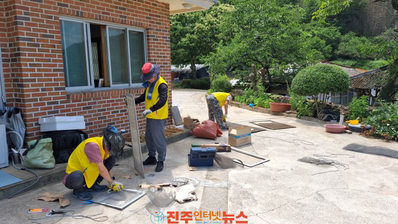 하동군 청암면 지역사회보장협의체 이웃에게 전하는 시원한 나눔