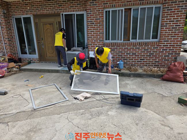 하동군 청암면 지역사회보장협의체 이웃에게 전하는 시원한 나눔