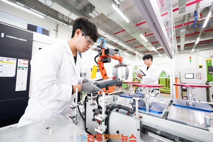 경상국립대 이공계 연구생활장려금 사업 연차평가 A등급 사업비 65% 인센티브 확보