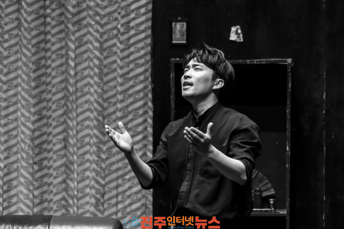 사천시문화예술회관 기획공연 죽여주는 이야기