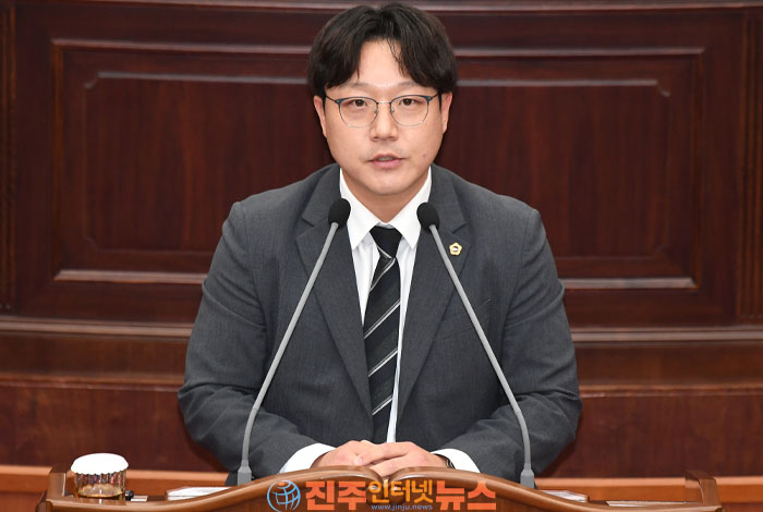정희성 경남도의원 "정부 정책펀드 수도권 편중 심각…경남 전략산업 역차별 해소해야"