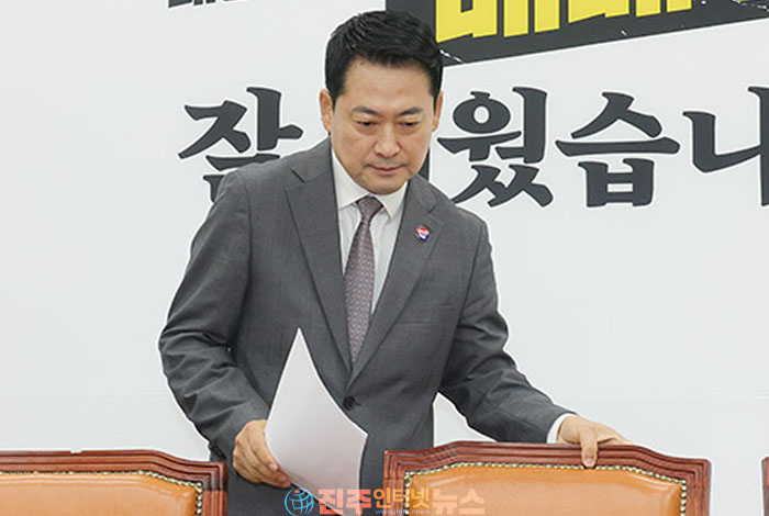 국민의힘 상임위 몸싸움·윤리위 파행…내부 갈등이 드러낸 리더십의 위기