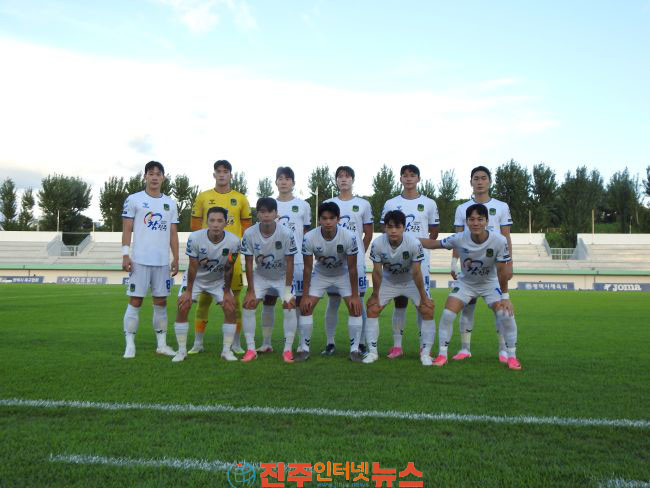 진주시민축구단 파죽의 5연승 K4리그 선두 독주