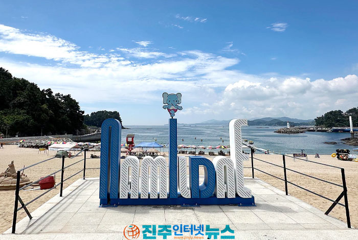 사천 남일대해수욕장의 추락…'2만 명 붕괴'보다 더 심각한 것은 관광 경쟁력의 상실이다