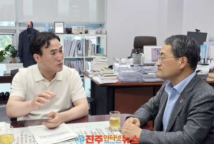 사천 우주항공 산업벨트와 남해안 규제혁신은 국가 전략…정쟁과 부처 논리를 넘어 국회가 결단할 때다