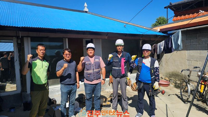 산청군 120자원봉사회 이금표씨 폭염 취약층 위한 재능기부