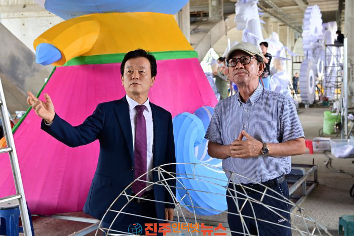 조규일 진주시장 유등 제작현장 방문 안전상황 점검