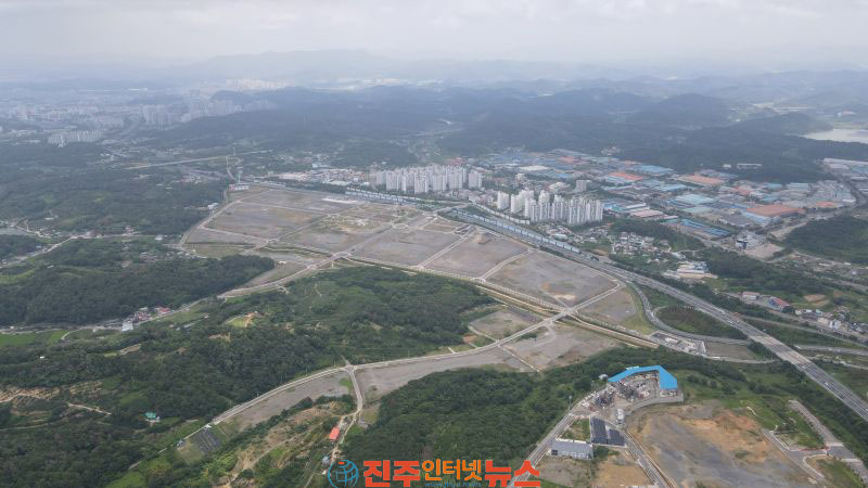 진주시 우주항공 선도도시 도약에 속도 낸다
