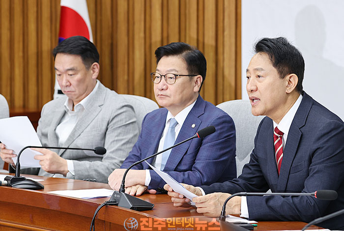 국민의힘 또 계파갈등? 오세훈 원내대책회의 참석 놓고 정희용 공개 반발…“민생보다 샅바싸움”