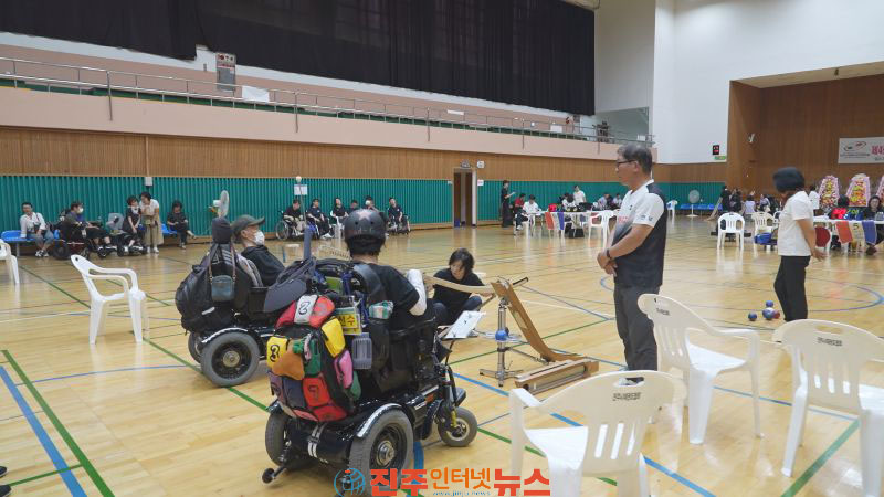 진주시 연맹회장배 영호남 친선 보치아대회 개최