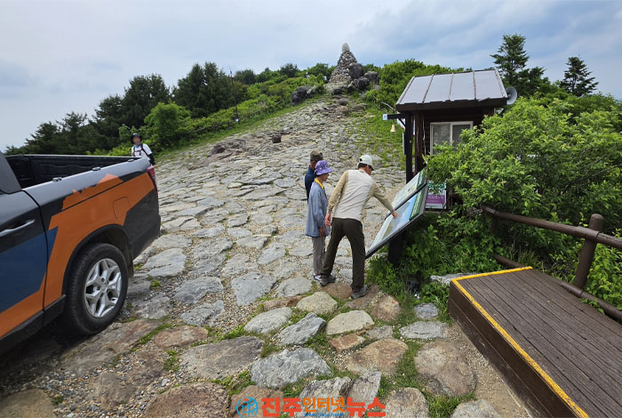 지리산 노고단 교통약자 차량 이동 서비스 운영…장애인·고령자·영유아 가족 탐방 지원
