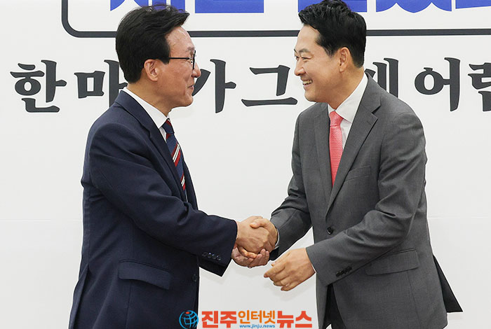 장동혁·김민석 첫 회동, ‘대화의 수시화’ 공감대…조희대·100조 미래대응기금·부동산 정책은 정면충돌