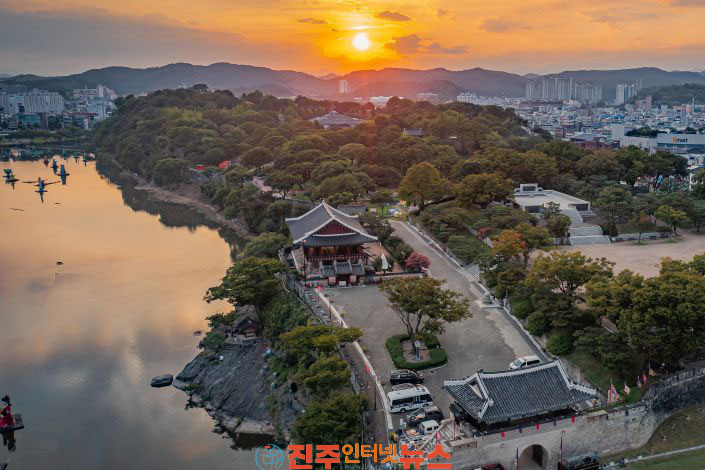 진주 남강·촉석루 일원 국가지정 자연유산 명승 눈앞