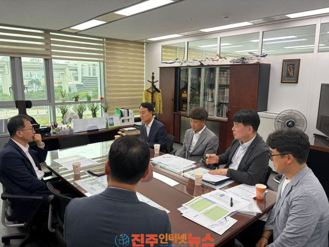 박동식 사천시장 국토부 찾아 사천공항 확장·CIQ시설 설치 건의
