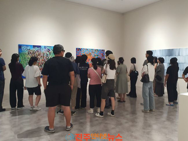 진주시립이성자미술관 특별기획전 이미지의 미래들 성황리 폐막 이성자미술관