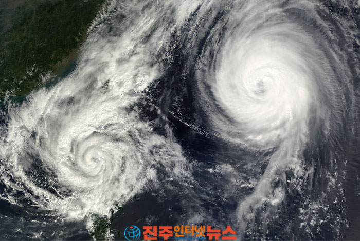 제23호 태풍 ‘방랑’·제22호 ‘아타우’ 북서태평양 동시 활동…한반도 영향 가능성은?