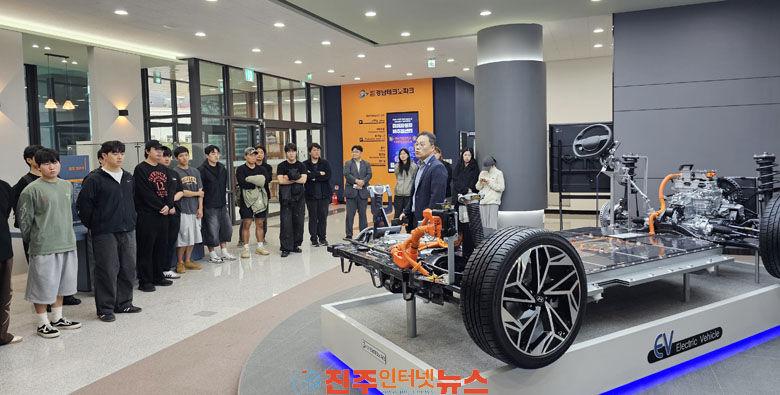 경상국립대 미래車 앵커사업단 상반기 재학생 3명 졸업 전 정규직 취업
